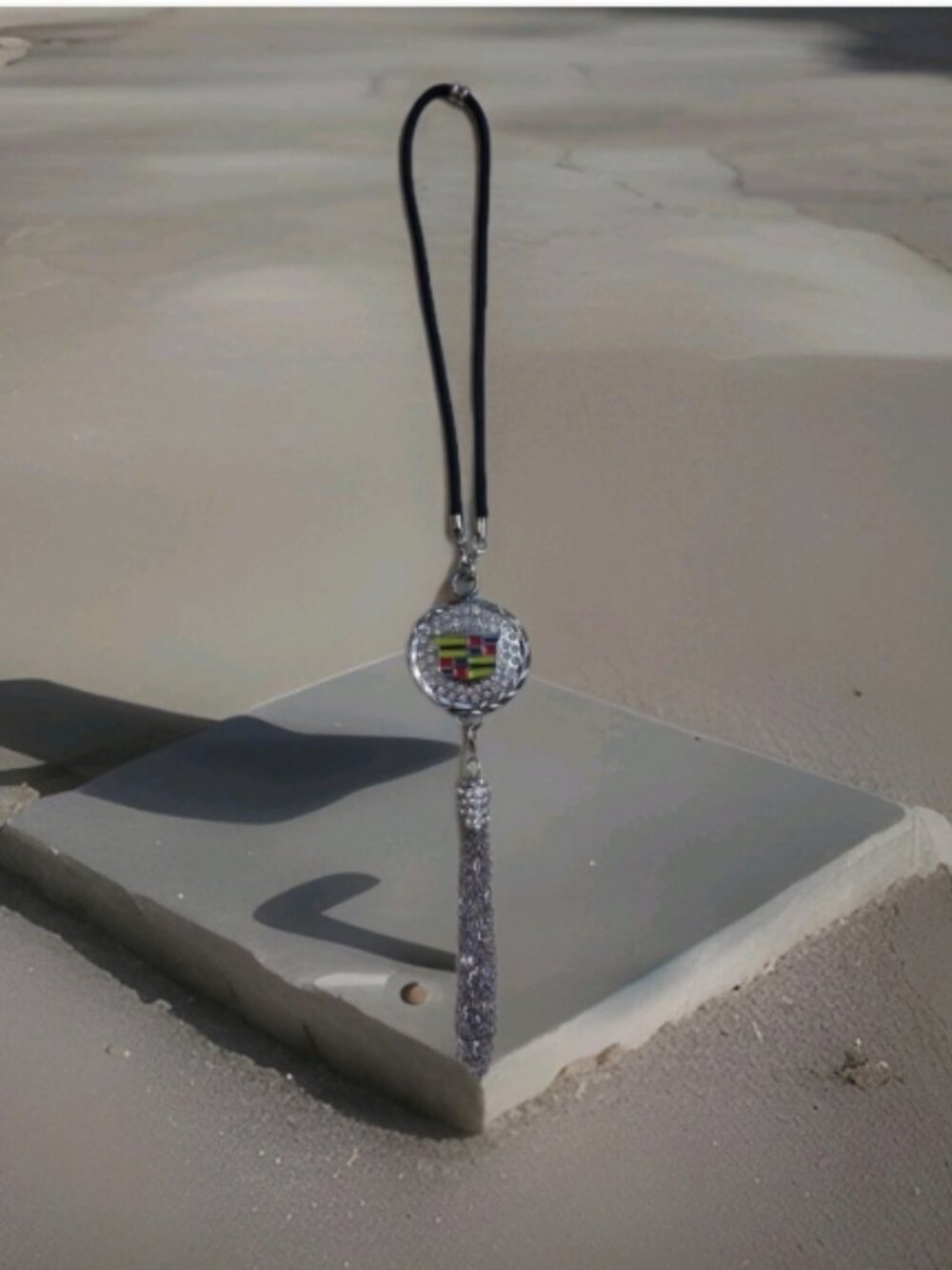 Cadillac Emblem 2-Sided Rear Mirror Rhinestone Metal Pendant Air Freshener